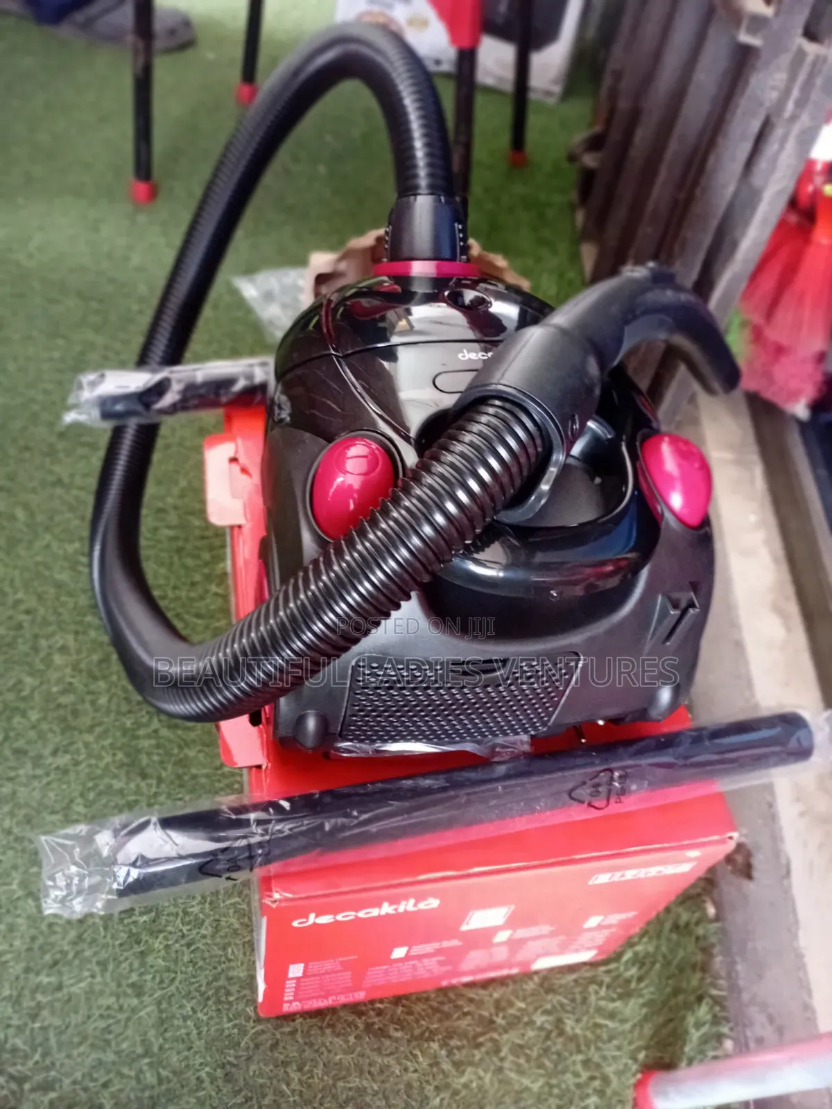 Decakila Vacuum Cleaner – Clean Every Corner With Ease