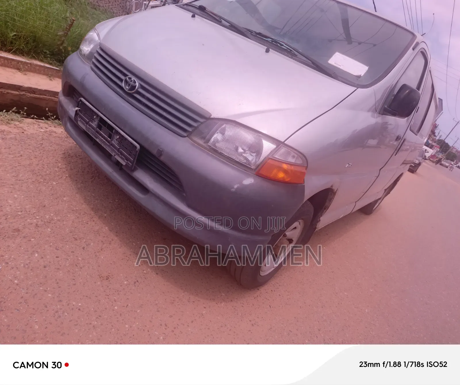 Toyota HiAce 2010 Silver