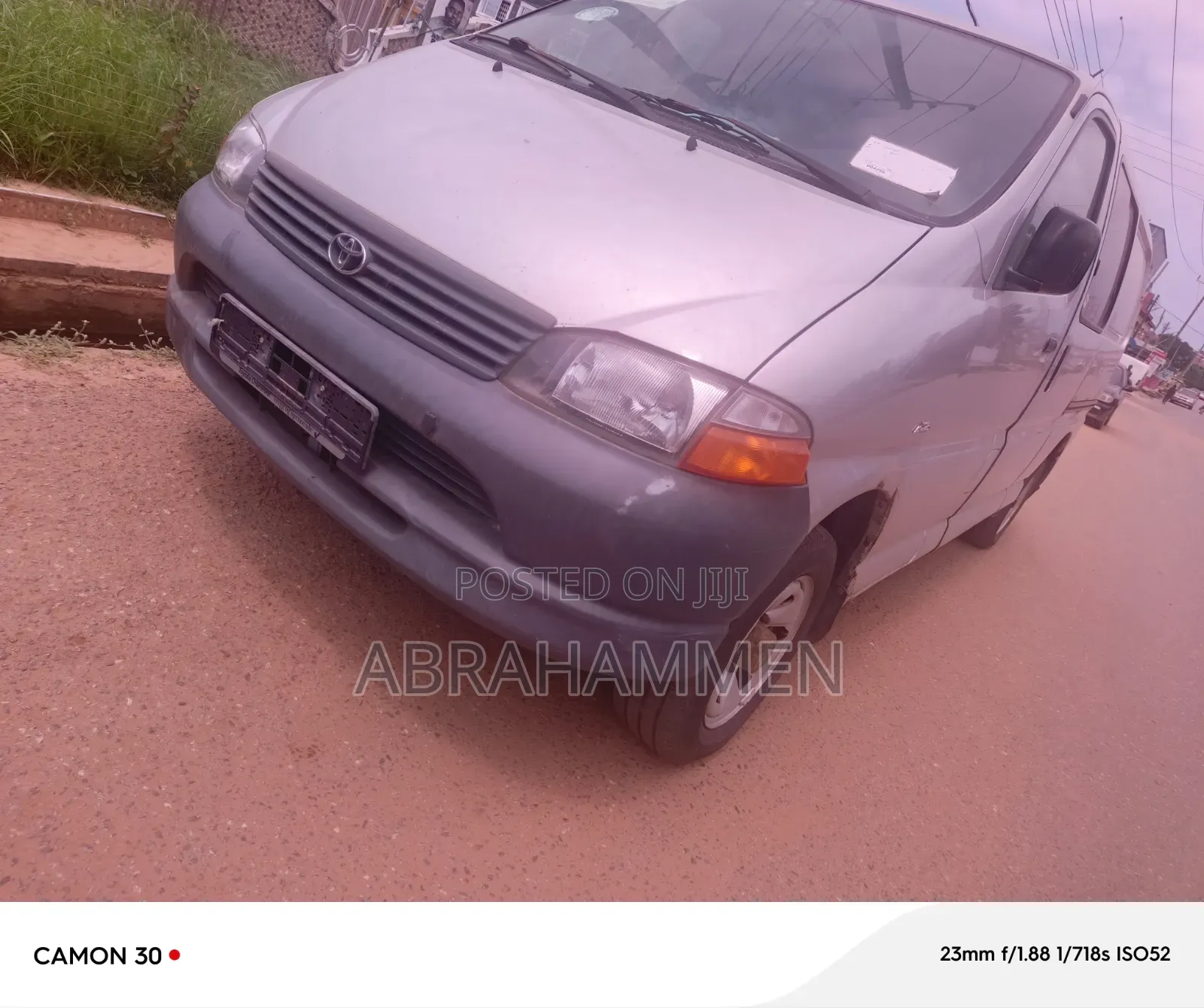 Toyota HiAce 2010 Silver