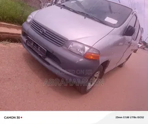 Toyota HiAce 2010 Silver