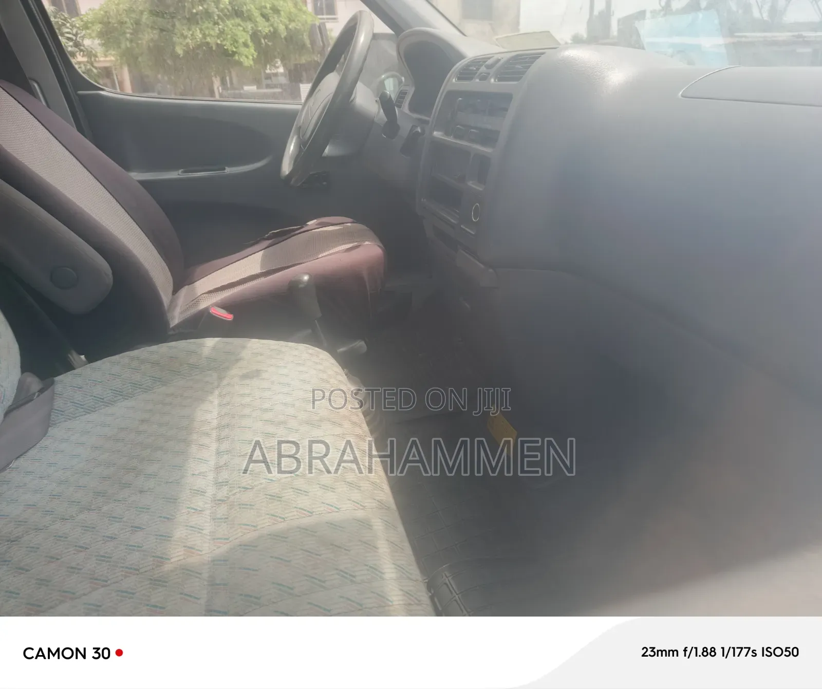 Toyota HiAce 2010 Silver