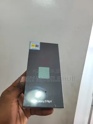 New Samsung Galaxy Z Flip5 256 GB Gray