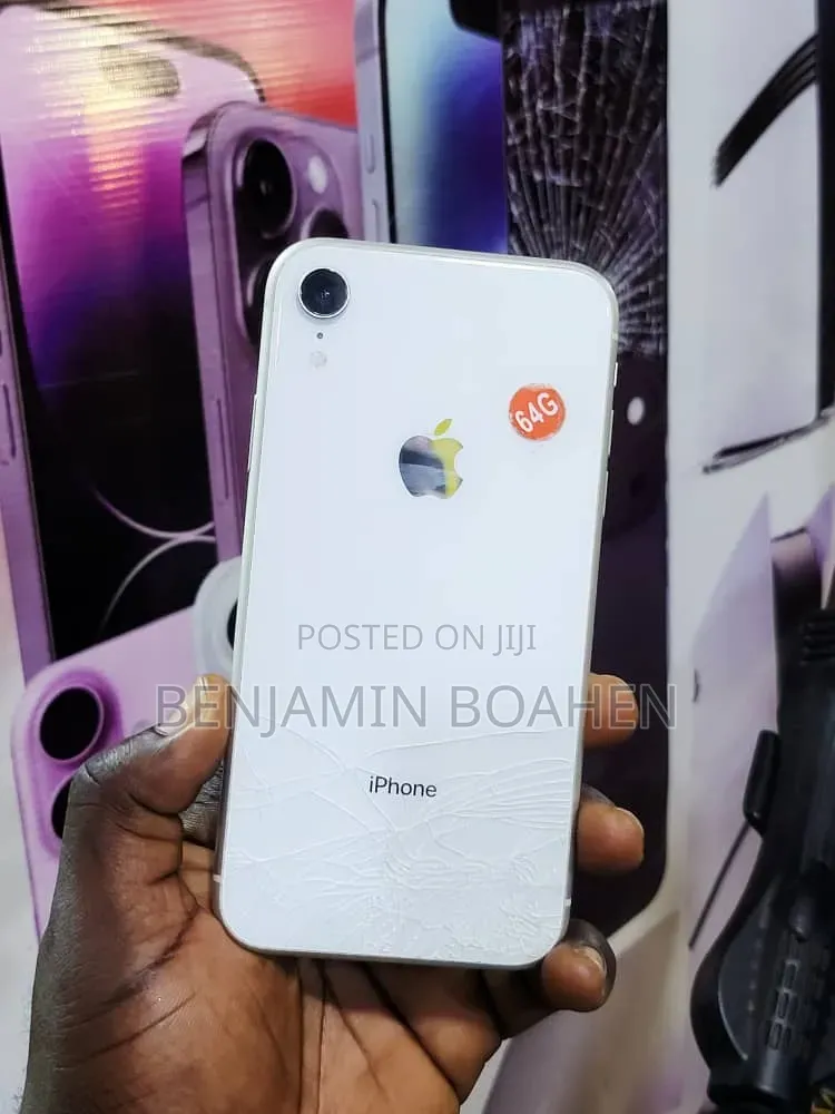 Apple iPhone XR 64 GB White