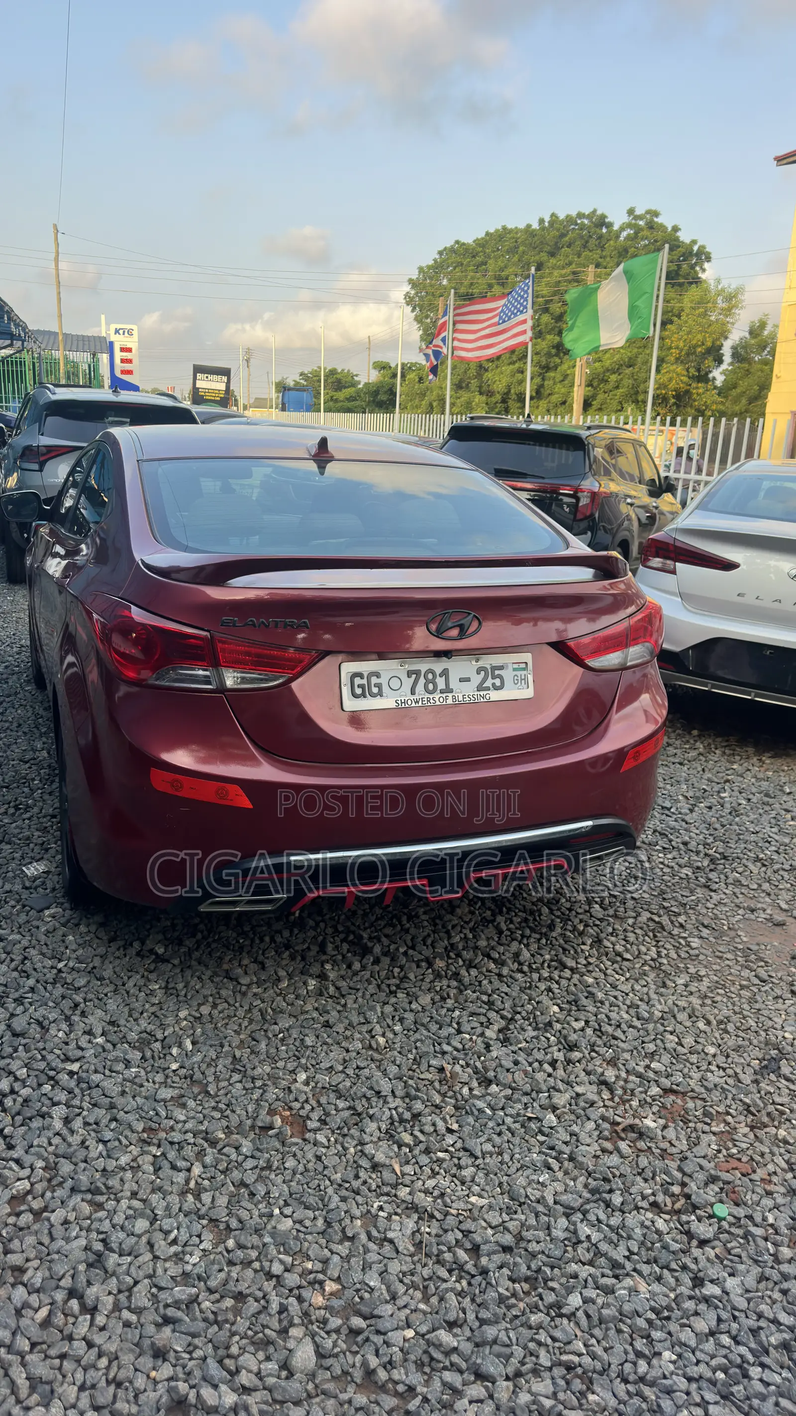 Hyundai Elantra SE 4dr Sedan (1.8L 4cyl 6M) 2014 Red
