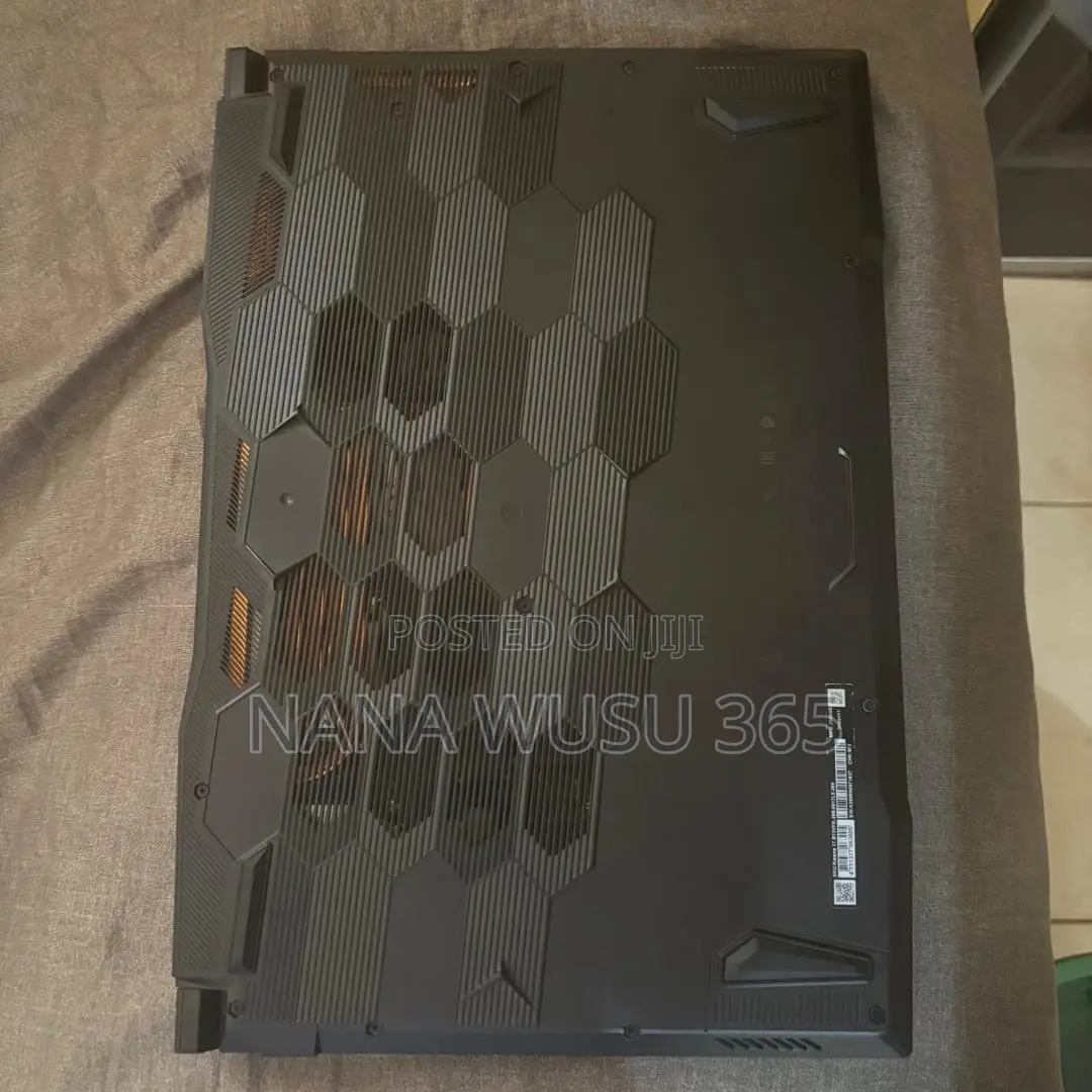Laptop MSI Katana 17 16GB Intel Core i7 SSD 1T