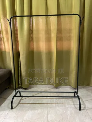 Multifunctional Single Pole Clothes Rack