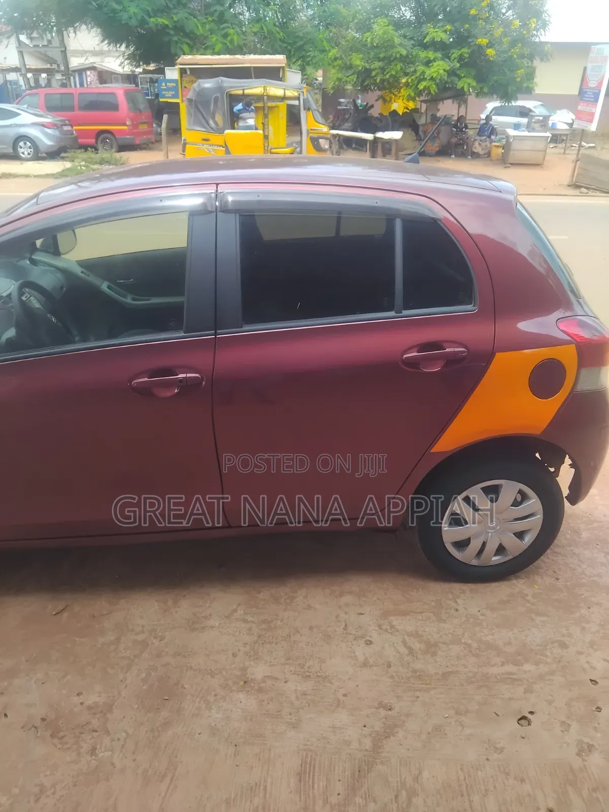 Toyota Vitz 2010 Burgundy