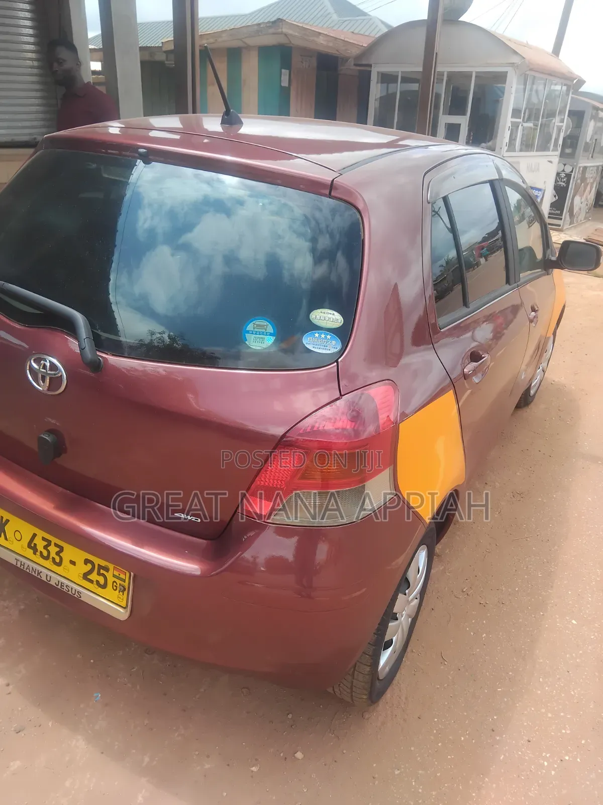 Toyota Vitz 2010 Burgundy