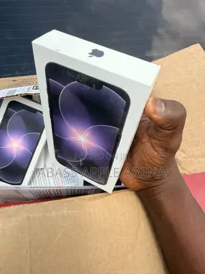 New Apple iPhone 17e 256 GB Black