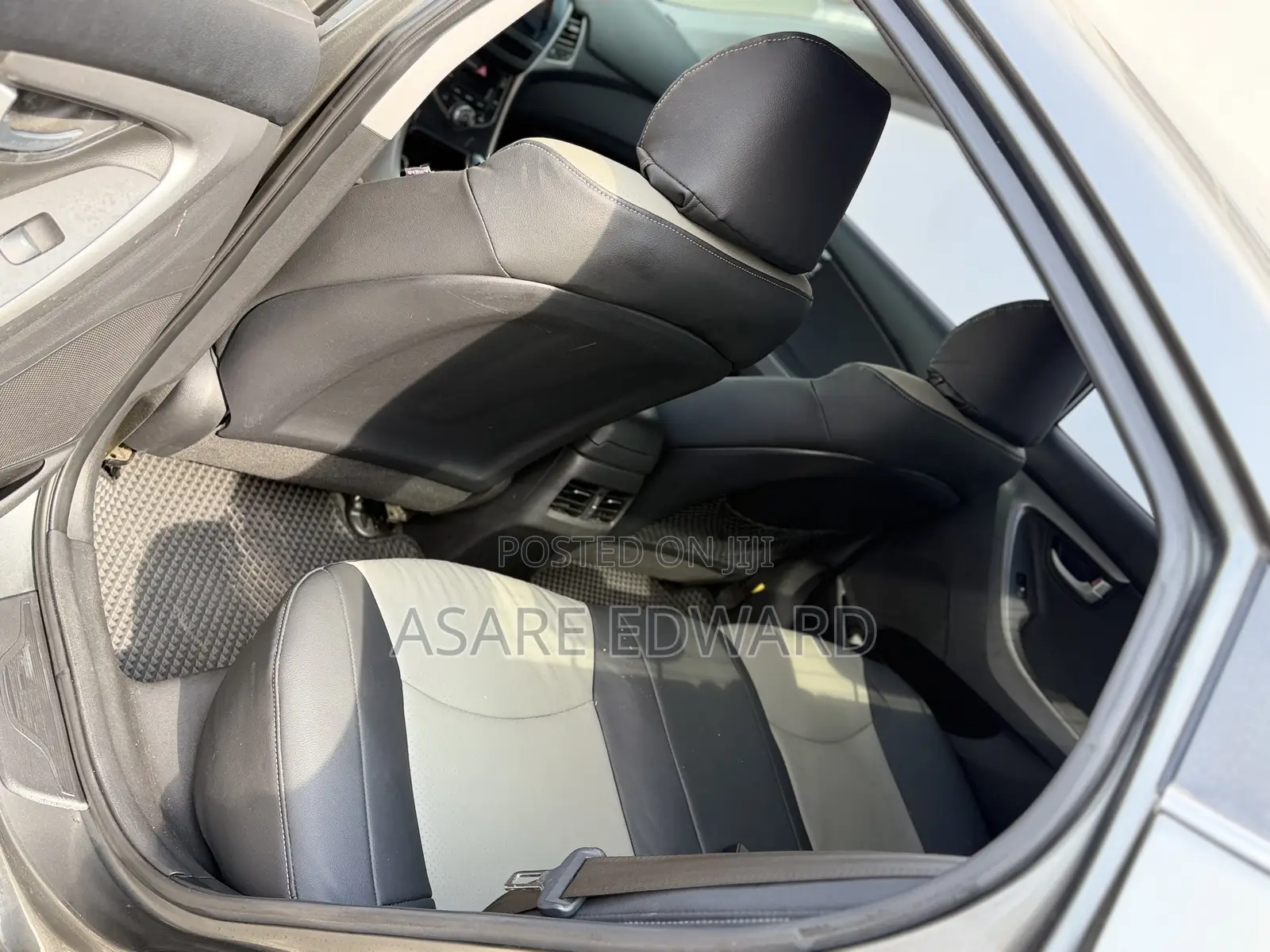 Hyundai Elantra SE 4dr Sedan (1.8L 4cyl 6M) 2015 Gray