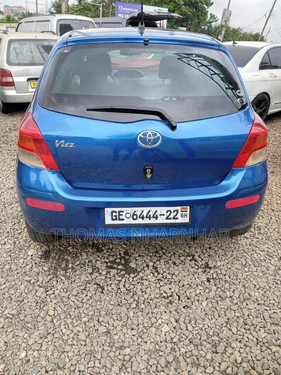 Toyota Vitz 2010 Blue