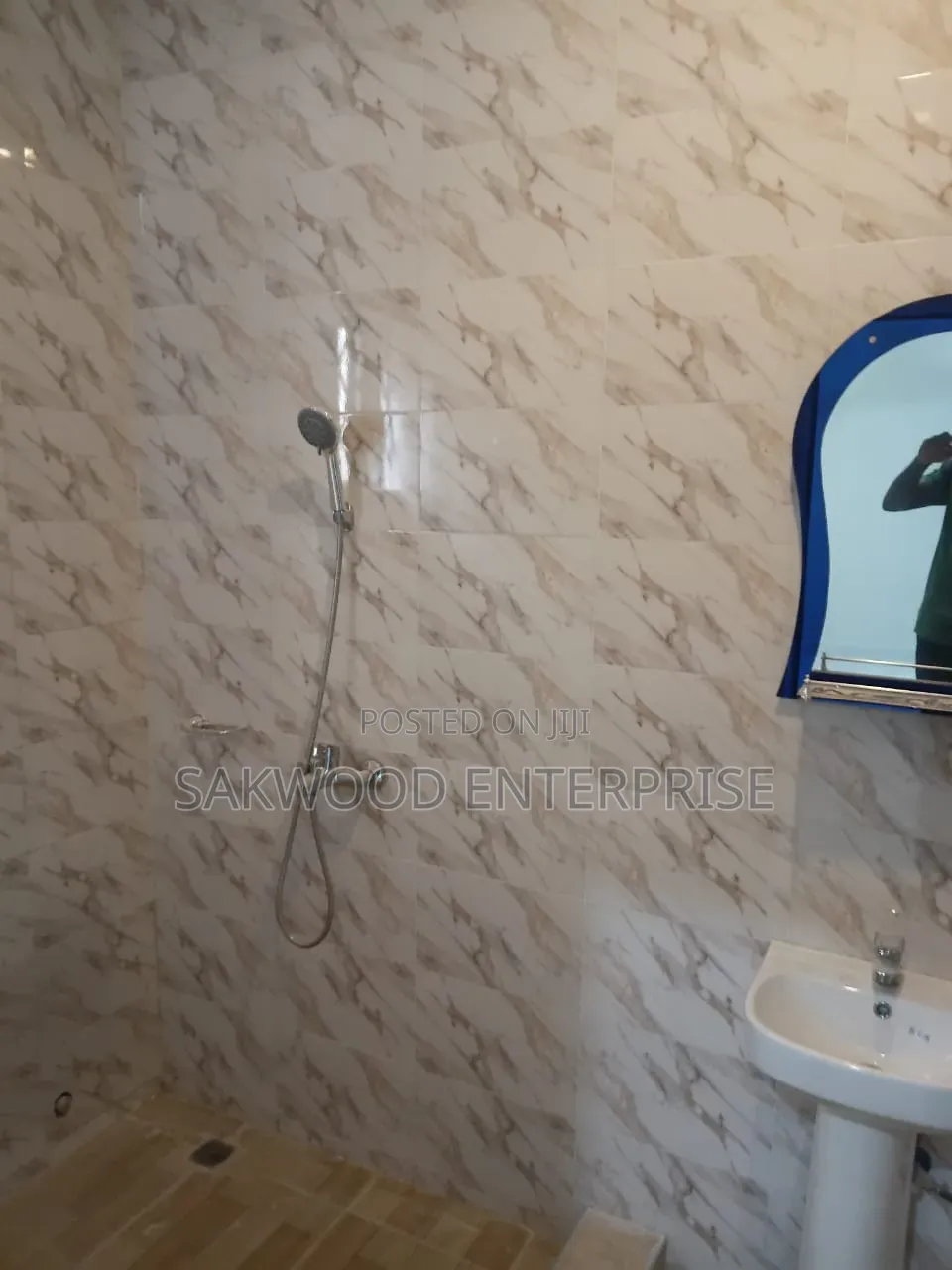 1bdrm Apartment in Sakwood Enterprise, Oyibi for rent