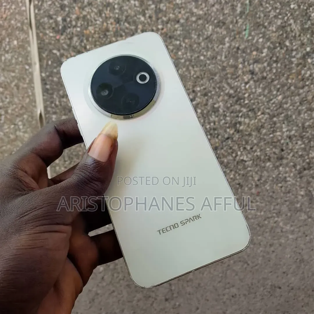 Tecno Spark 30C 128 GB White