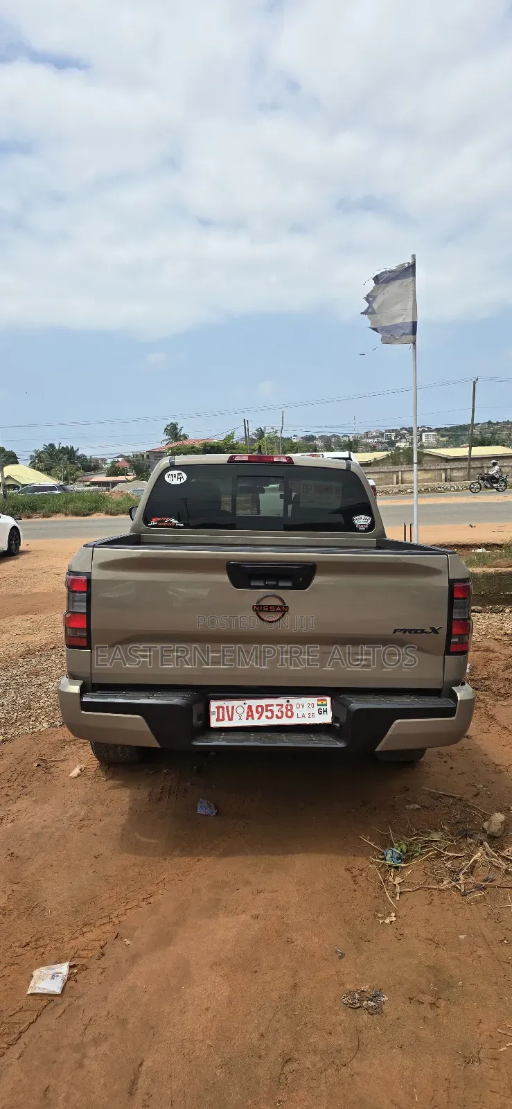 Nissan Frontier PRO-X 2024 Brown