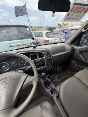 Hyundai Porter II 2012 White