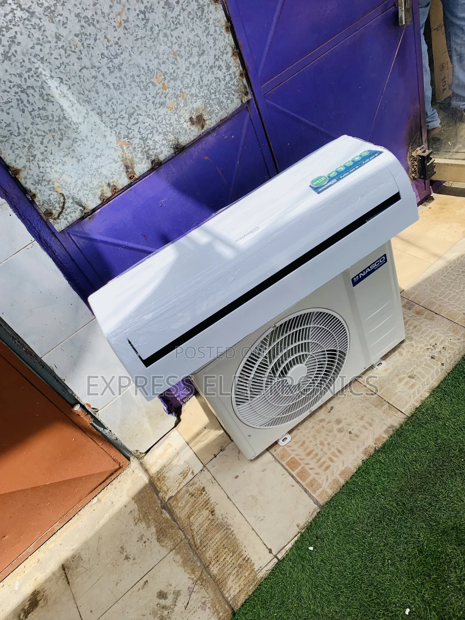 Better Deal on Nasco 2.5hp Split R410 Gas White