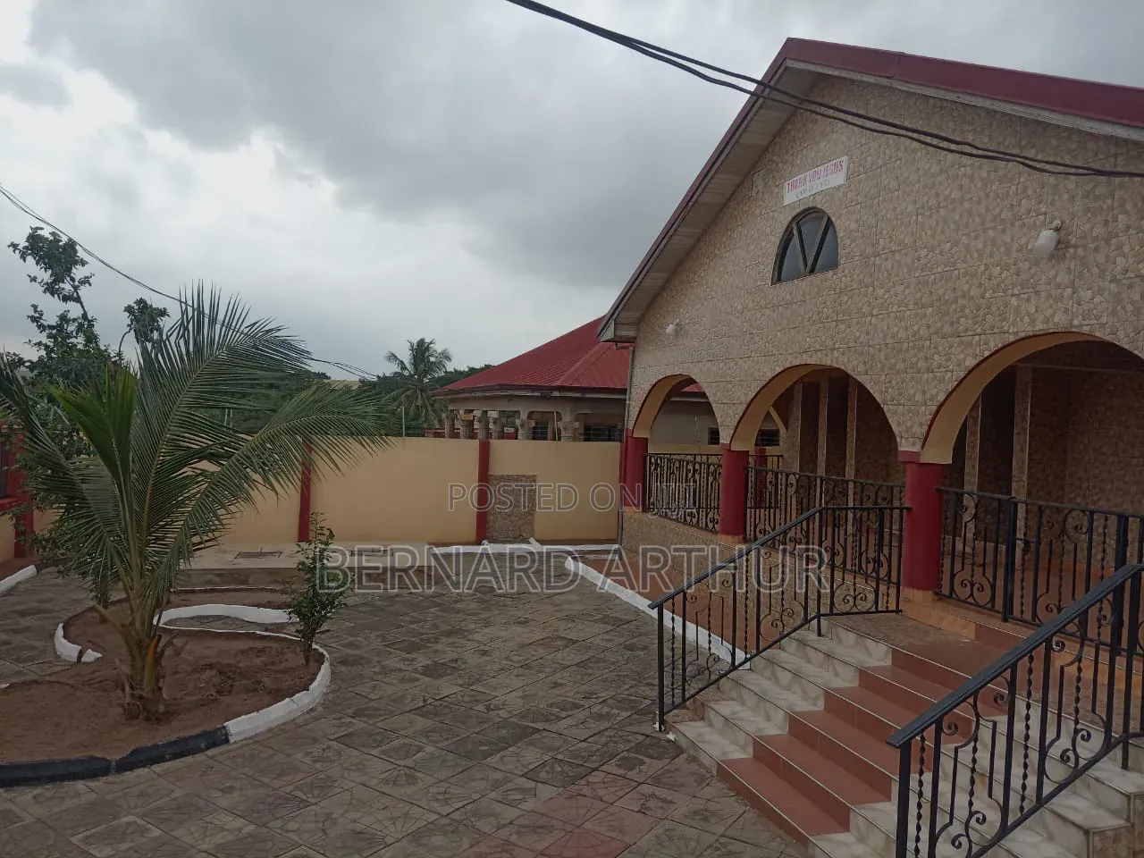 5bdrm Duplex in Bernard Agency, Amasaman for rent
