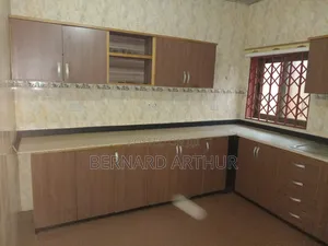 5bdrm Duplex in Bernard Agency, Amasaman for rent
