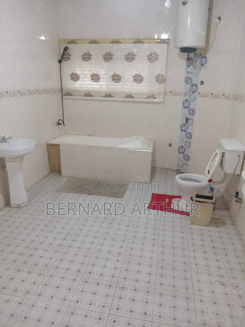 5bdrm Duplex in Bernard Agency, Amasaman for rent