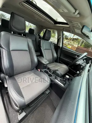 Toyota Corolla 2015 Black