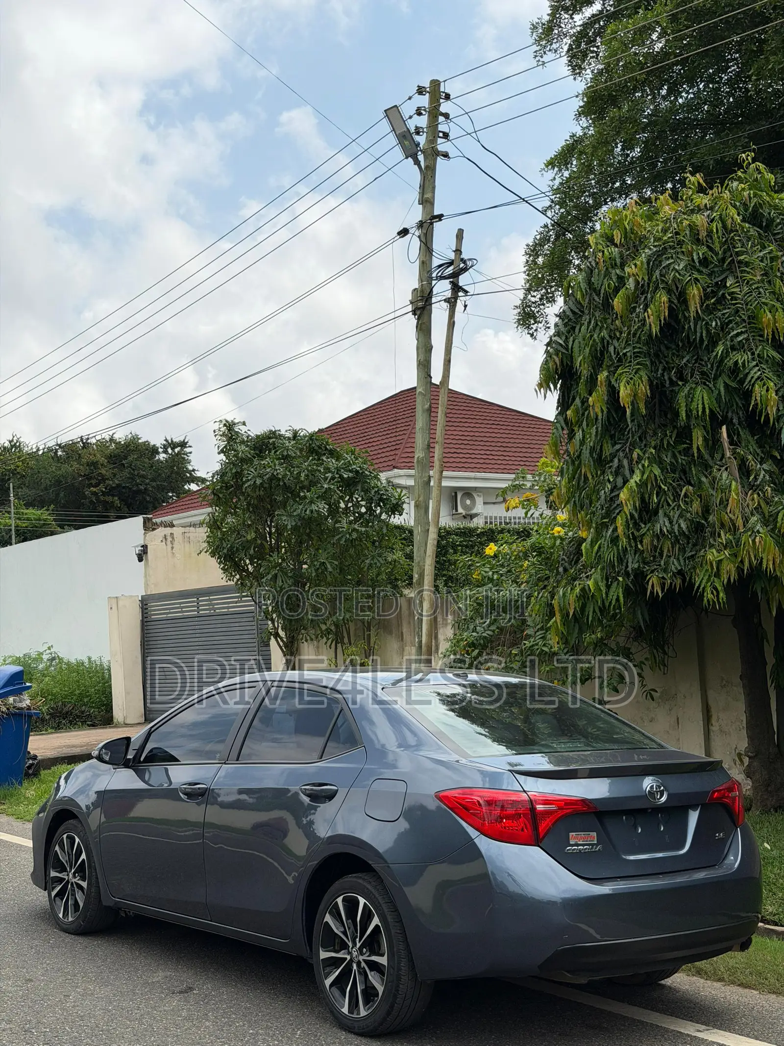 Toyota Corolla 2017 Gray