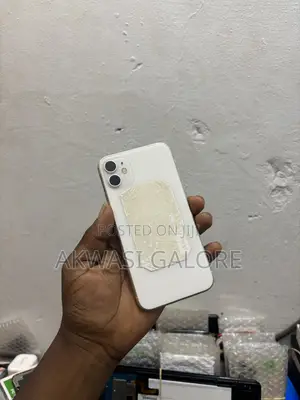 Apple iPhone 11 64 GB White