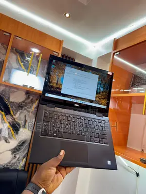 Laptop Dell Latitude 3390 2-in-1 8GB Intel Core i5 SSD 256GB