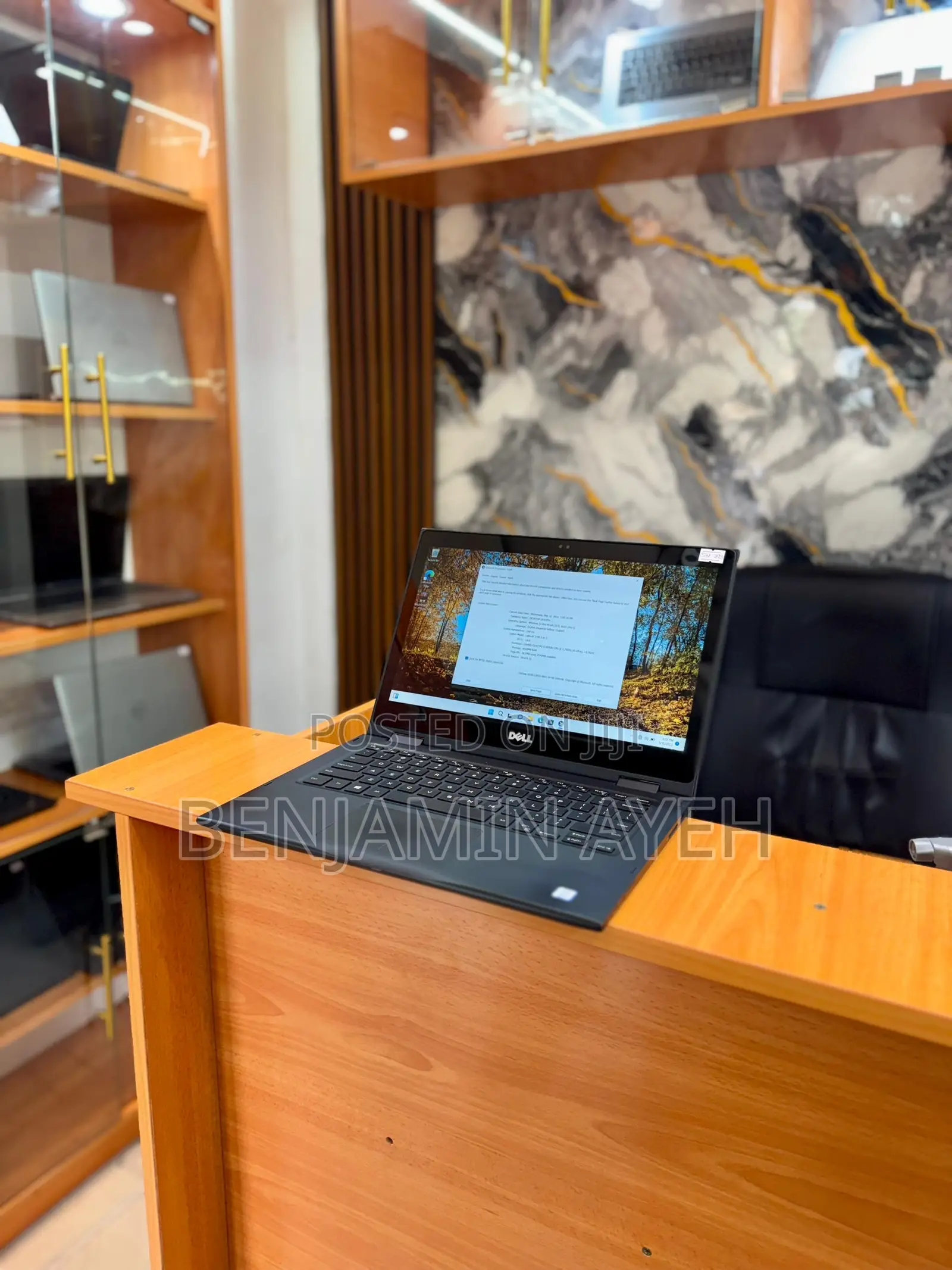 Laptop Dell Latitude 3390 2-in-1 8GB Intel Core i5 SSD 256GB