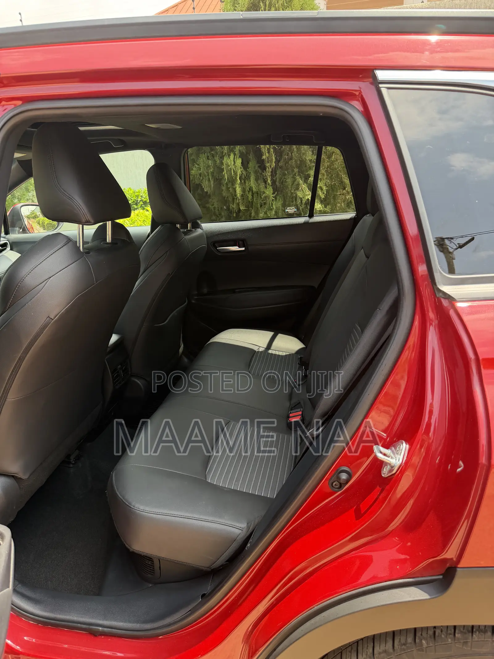 Toyota Corolla Cross Hybrid XSE AWD 2023 Red