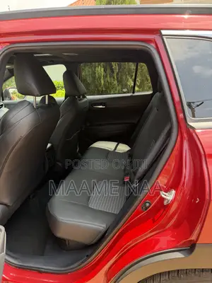 Toyota Corolla Cross Hybrid XSE AWD 2023 Red