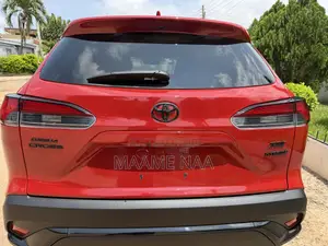 Toyota Corolla Cross Hybrid XSE AWD 2023 Red