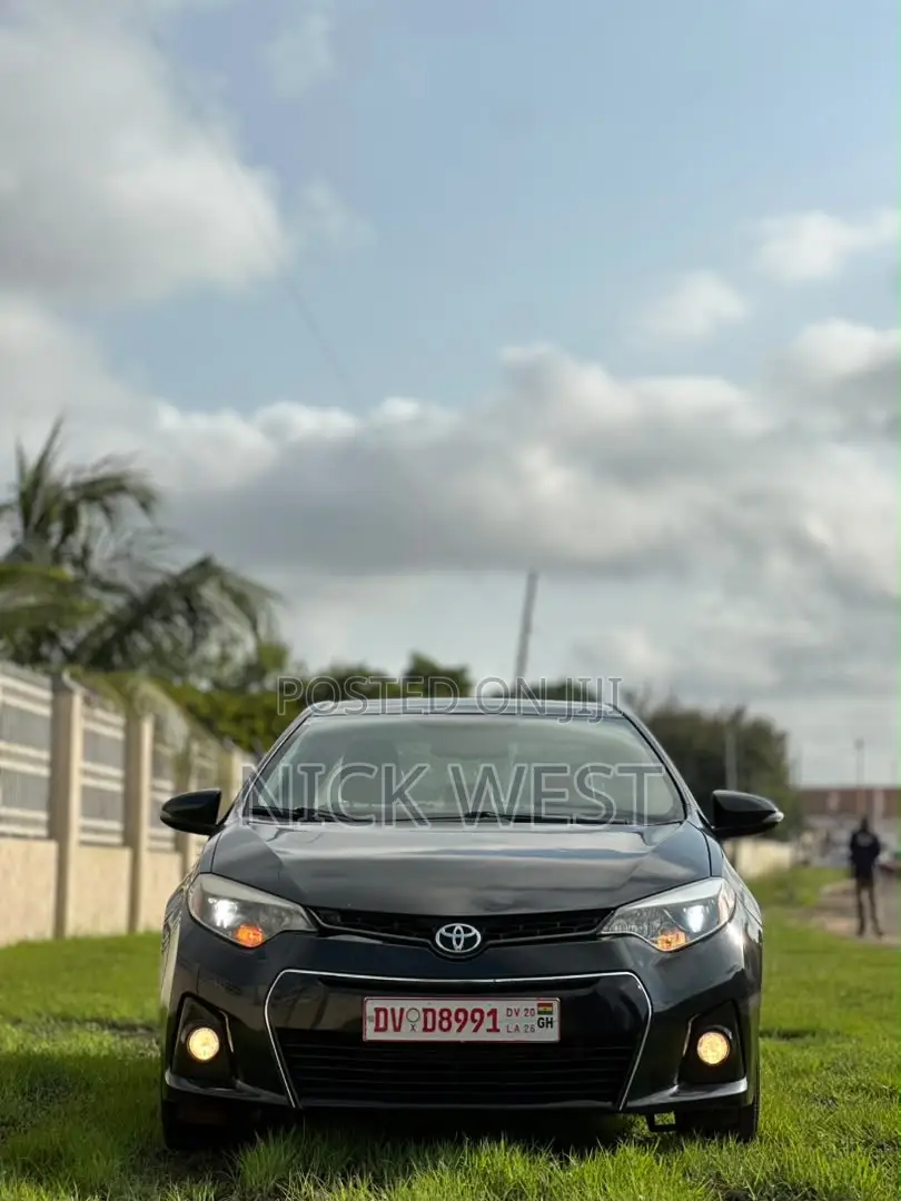 Toyota Corolla S Plus 4dr Sedan (1.8L 4cyl CVT) 2016 Black