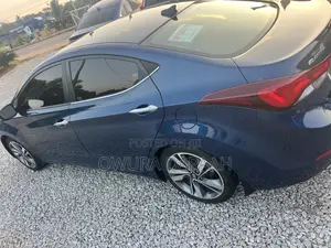 Hyundai Elantra Limited Sedan FWD (1.8L 4cyl 6A) 2016 Blue
