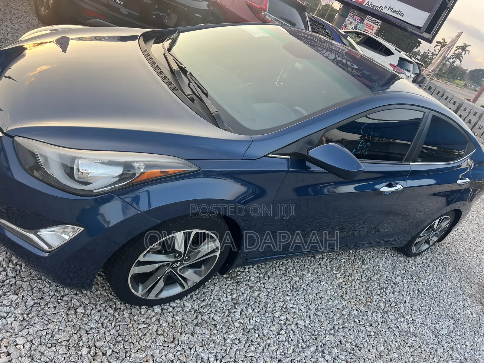 Hyundai Elantra Limited Sedan FWD (1.8L 4cyl 6A) 2016 Blue
