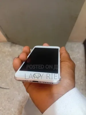 Apple iPhone 7 32 GB Rose Gold
