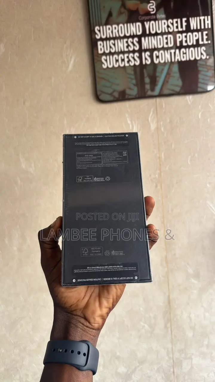 New Samsung Galaxy S24 Ultra 256 GB Black
