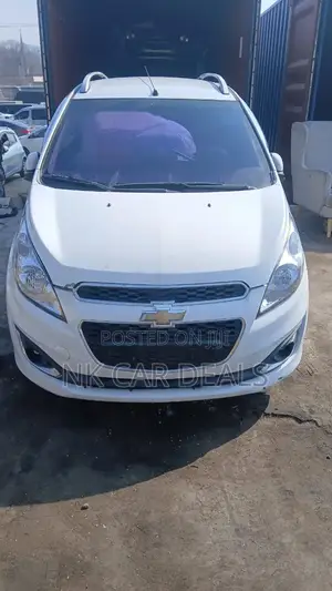 Chevrolet Spark 2015 White
