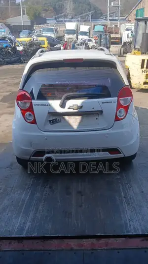Chevrolet Spark 2015 White