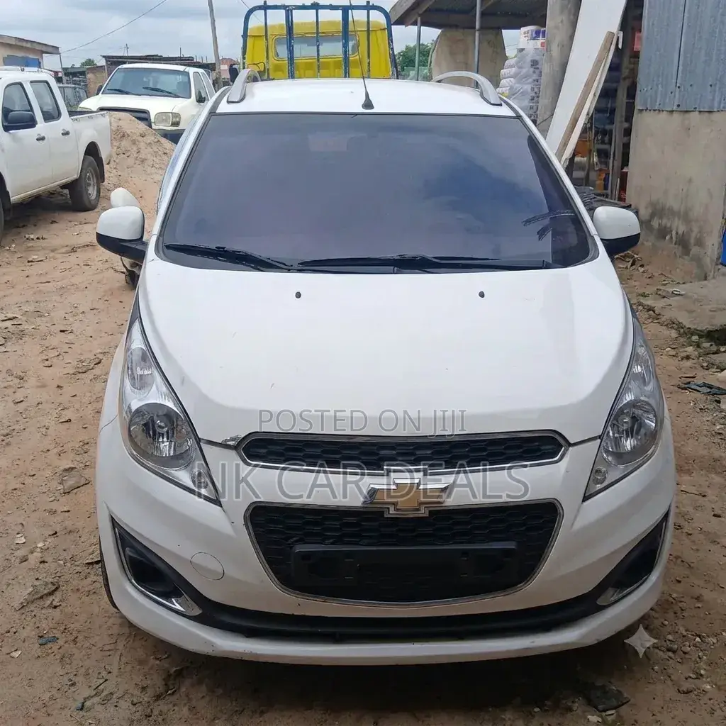 Chevrolet Spark 2015 White