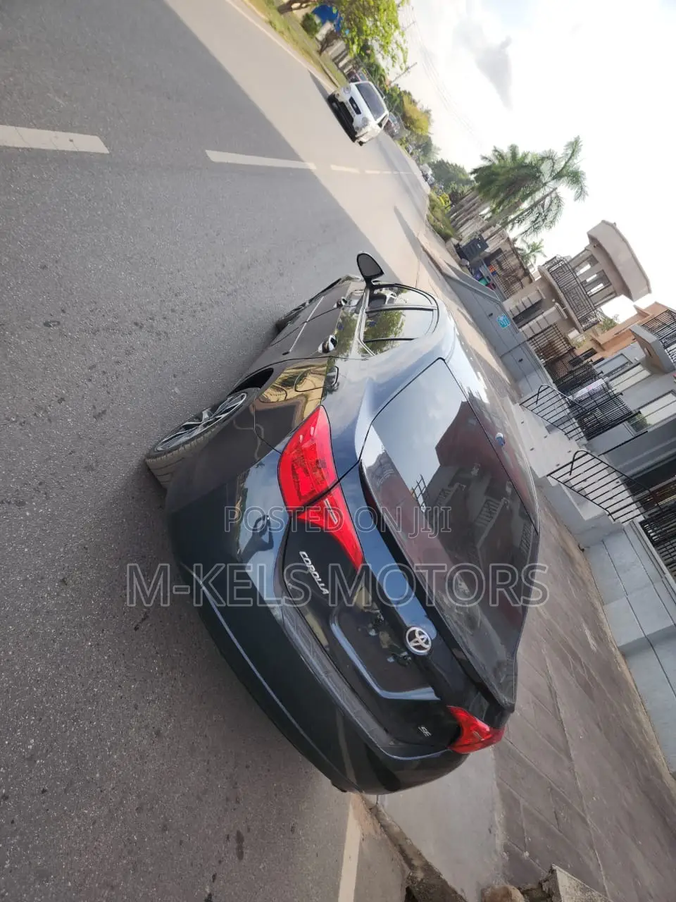Toyota Corolla SE (1.8L 4cyl 2A) 2019 Gray
