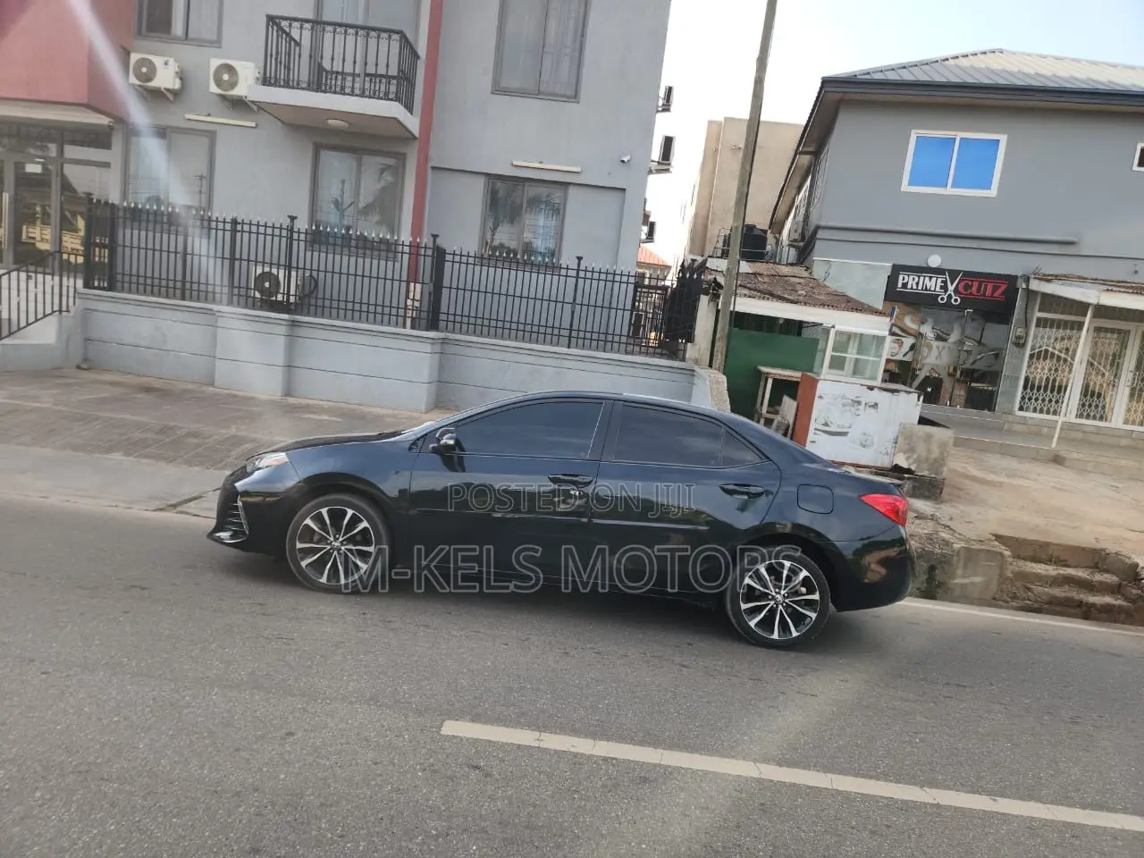 Toyota Corolla SE (1.8L 4cyl 2A) 2019 Gray