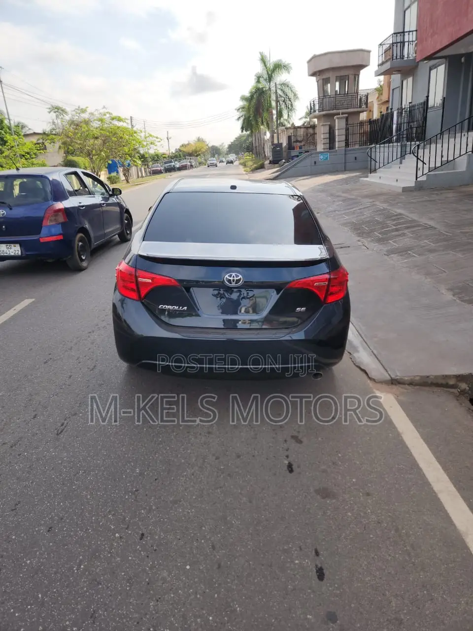 Toyota Corolla SE (1.8L 4cyl 2A) 2019 Gray