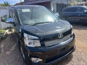 Toyota Voxy 2011 Black