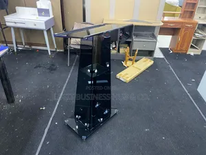 Tempered Glass Pulpit Bl