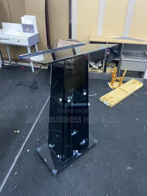 Tempered Glass Pulpit Bl
