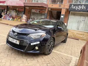 Toyota Corolla S 4dr Sedan (1.8L 4cyl CVT) 2015 Blue