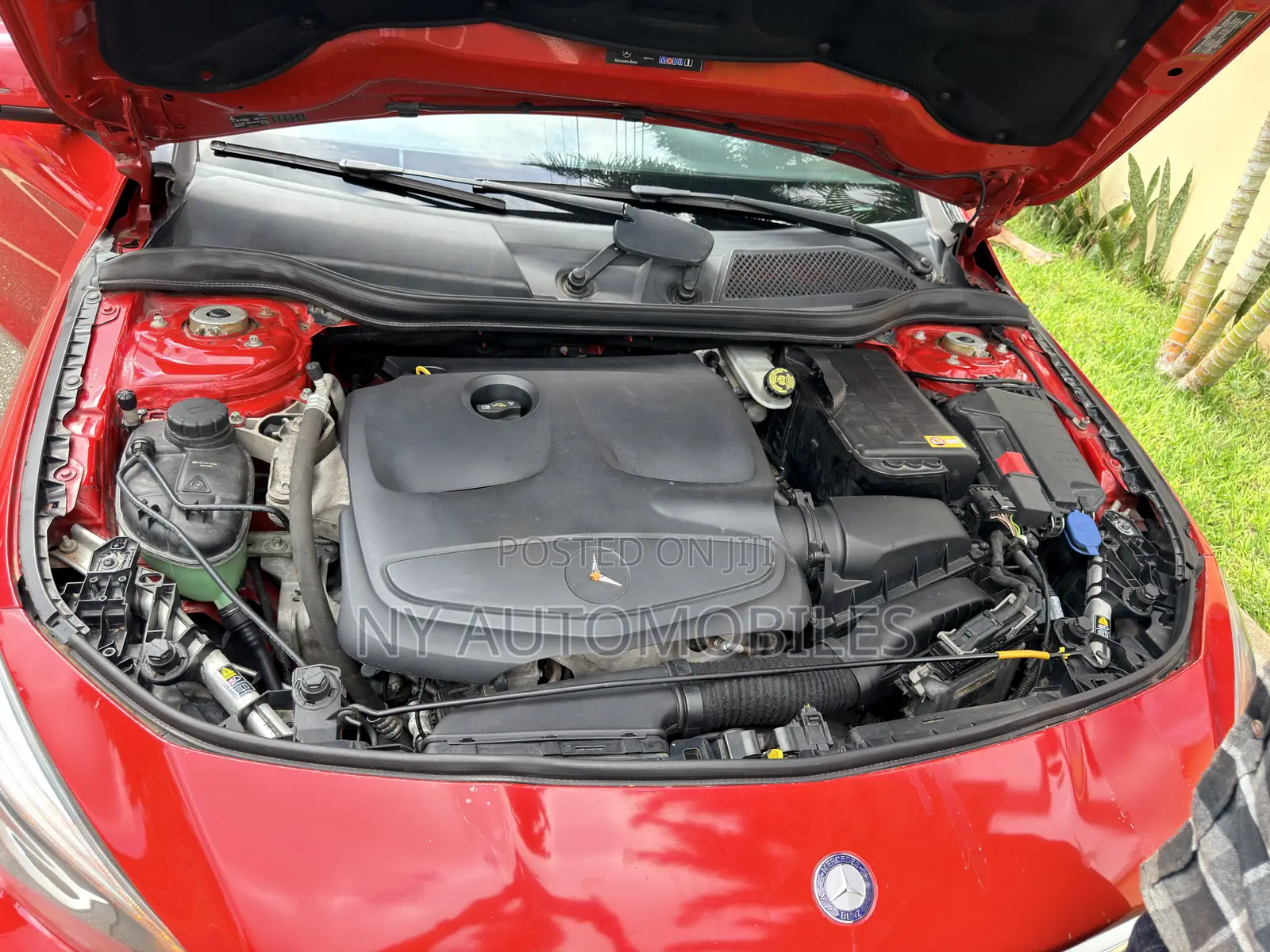 Mercedes-Benz CLA-Class 2014 Red