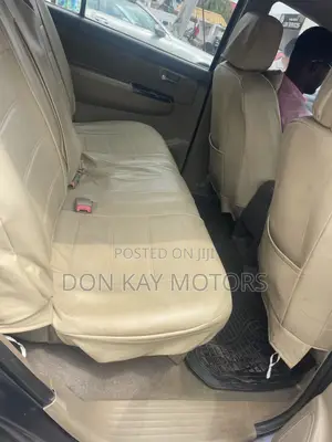 Toyota Fortuner 2012