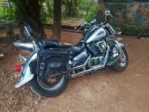 Suzuki Intruder 2003 Gray