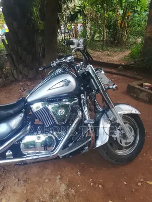Suzuki Intruder 2003 Gray